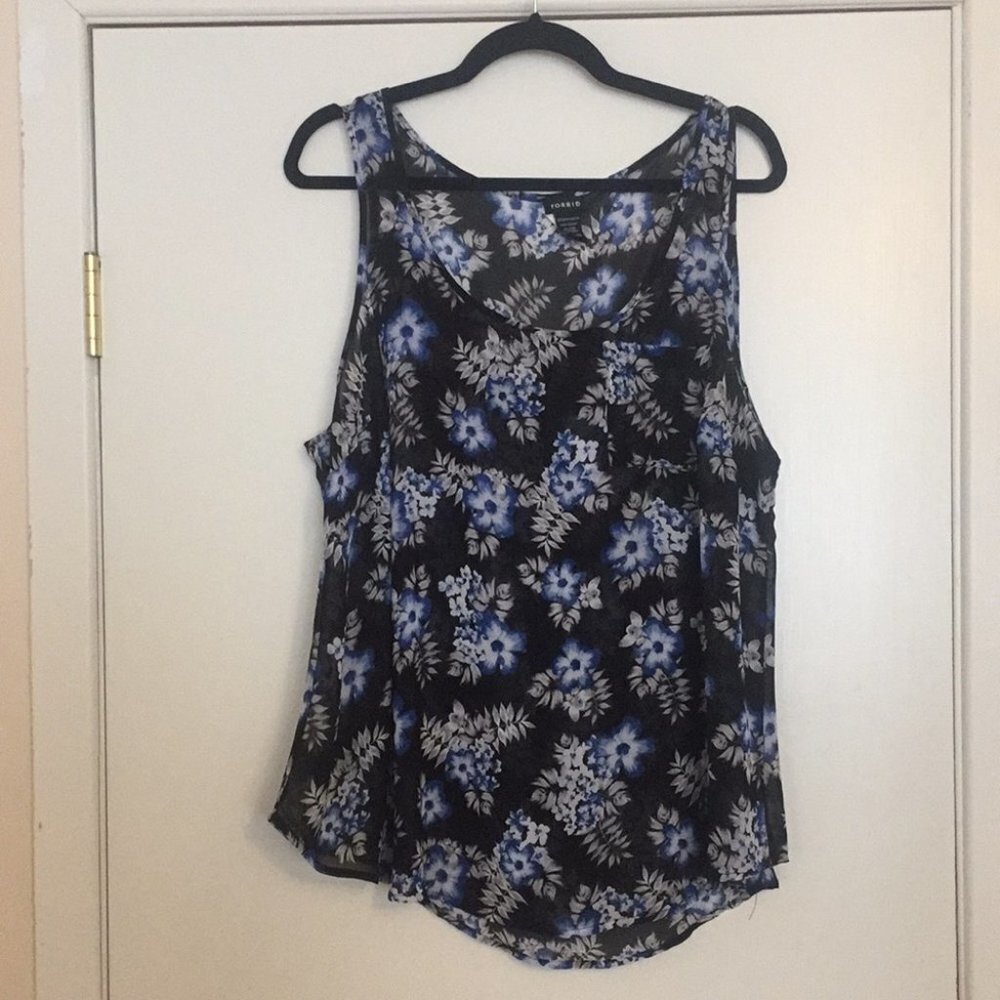 Size 1 Torrid Top‎ E05 1012